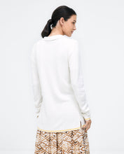 Laden Sie das Bild in den Galerie-Viewer, SURKANA Feinstrickblazer