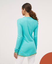 Laden Sie das Bild in den Galerie-Viewer, Feinstrickblazer SURKANA Türkis