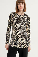 Laden Sie das Bild in den Galerie-Viewer, SURKANA Tunikatop mit geometrischem Print