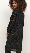 Laden Sie das Bild in den Galerie-Viewer, Schwarzes Paillettenkleid von KAFFE