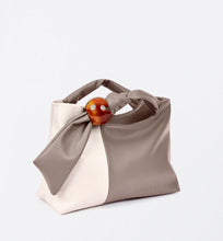 Laden Sie das Bild in den Galerie-Viewer, Neue zweifarbige Wintertasche SURKANA