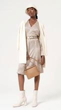 Laden Sie das Bild in den Galerie-Viewer, SURKANA ecrufarbene Strickjacke