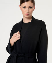 Laden Sie das Bild in den Galerie-Viewer, SURKANA Schwarze Strickjacke