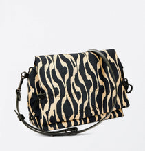 Laden Sie das Bild in den Galerie-Viewer, SURKANA Stepptasche