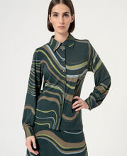 Laden Sie das Bild in den Galerie-Viewer, SURKANA tailliertes Hemd