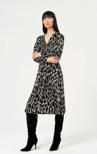 Charger l'image dans la galerie, Robe longue SURKANA