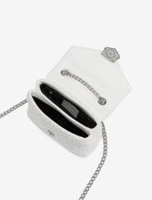 Laden Sie das Bild in den Galerie-Viewer, Kleine ecrufarbene Bouclé-Wolltasche TIFFOSI