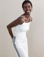 Charger l'image dans la galerie, Pantalon SURKANA Blanc broderies noires