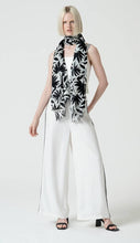Charger l'image dans la galerie, Pantalon SURKANA Blanc broderies noires