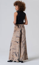 Laden Sie das Bild in den Galerie-Viewer, Pantalon Surkana velours marbré